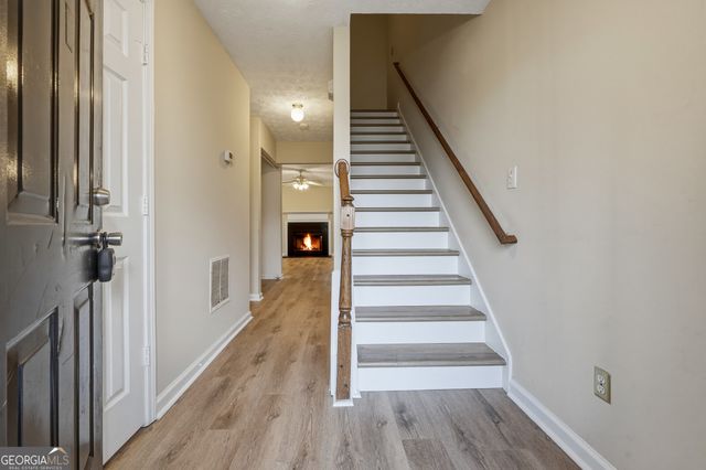 1242 Vintage Pointe Drive, Lawrenceville, GA 30044