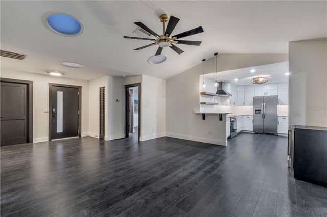 2516 PINE TREE DRIVE, Edgewater, FL 32141