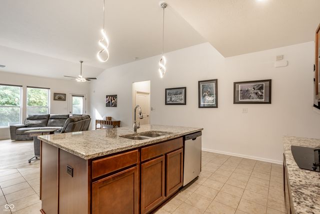 9235 Crystal River, Indianapolis, IN 46240