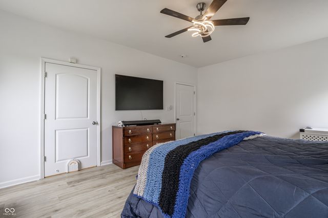 9235 Crystal River, Indianapolis, IN 46240