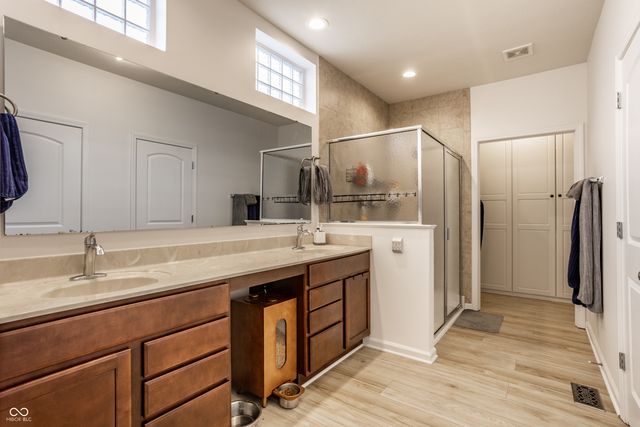 9235 Crystal River, Indianapolis, IN 46240