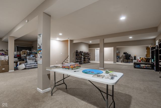 9235 Crystal River, Indianapolis, IN 46240