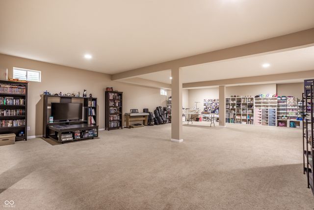 9235 Crystal River, Indianapolis, IN 46240
