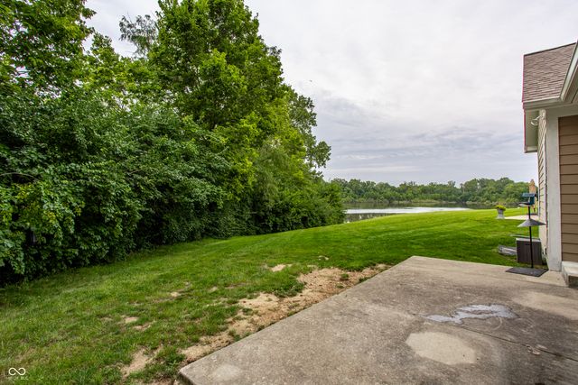 9235 Crystal River, Indianapolis, IN 46240