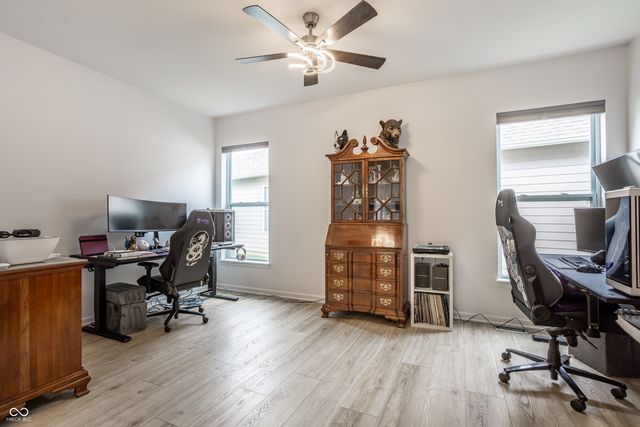 9235 Crystal River, Indianapolis, IN 46240