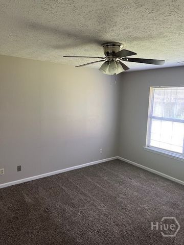 930 Piercefield Drive, Richmond Hill, GA 31324