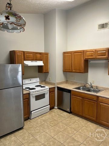 930 Piercefield Drive, Richmond Hill, GA 31324