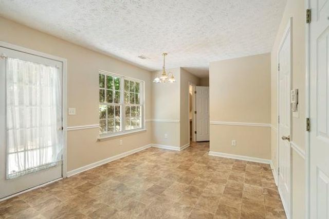3812 Emperors Cove, Snellville, GA 30039