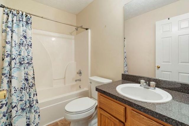 3812 Emperors Cove, Snellville, GA 30039