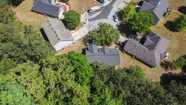 3812 Emperors Cove, Snellville, GA 30039