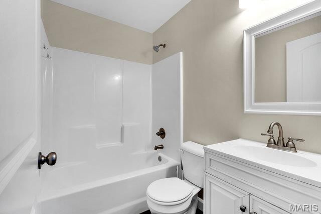 24990 Savannah Place, Warrenton, MO 63383