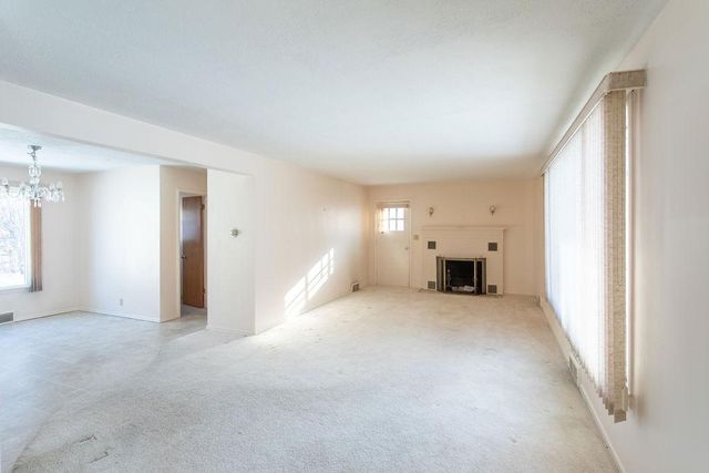 1245 1st Street N, Fargo, ND 58102