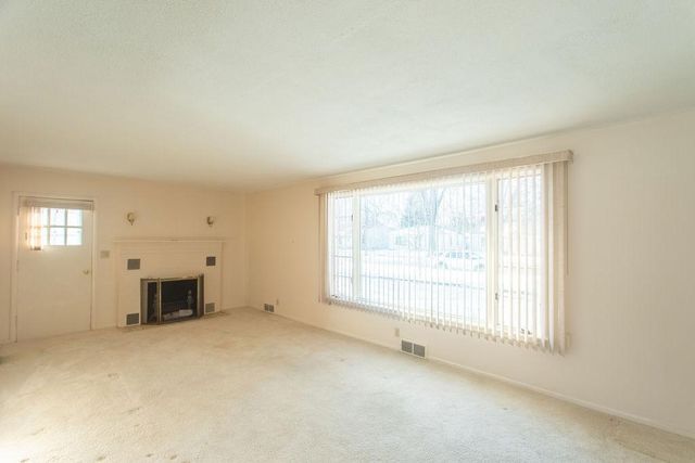 1245 1st Street N, Fargo, ND 58102