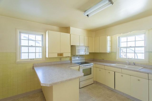 1245 1st Street N, Fargo, ND 58102