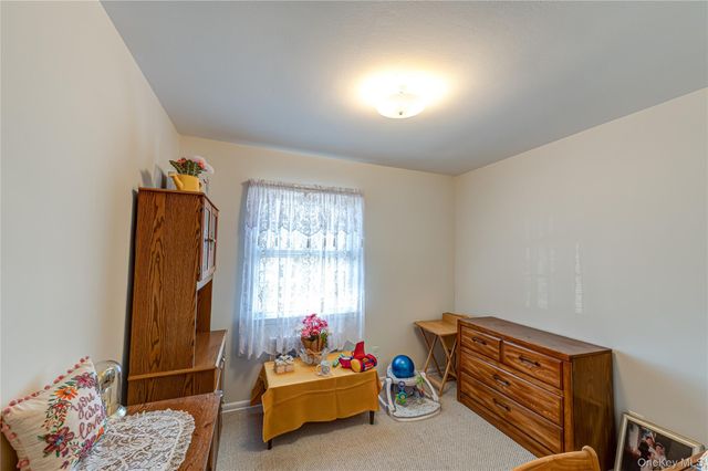 23 Olga Lane, Commack, NY 11725