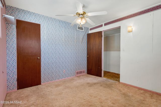 6077 E 20th Street, Tucson, AZ 85711