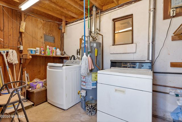 6077 E 20th Street, Tucson, AZ 85711