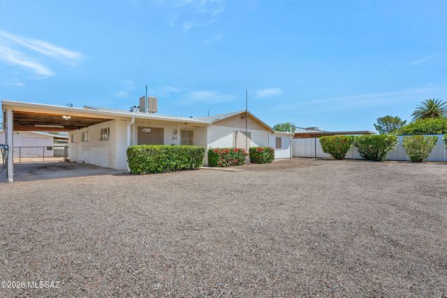 6077 E 20th Street, Tucson, AZ 85711