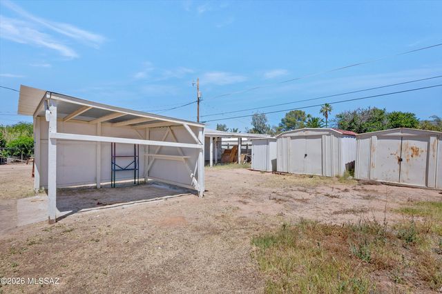 6077 E 20th Street, Tucson, AZ 85711