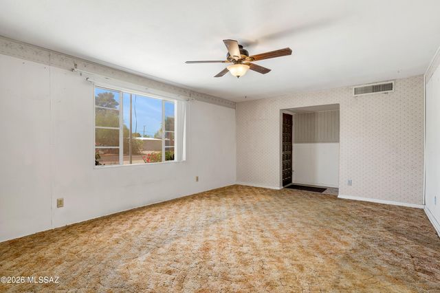 6077 E 20th Street, Tucson, AZ 85711