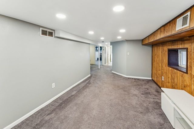 2547 Davisson Street, River Grove, IL 60171