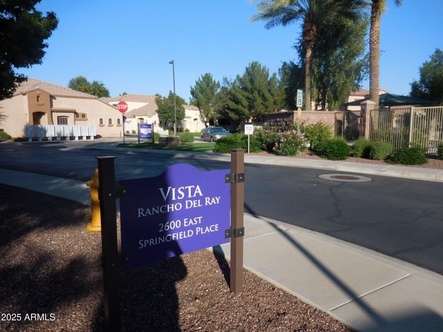 2600 E Springfield Place Unit 15, Chandler, AZ 85286