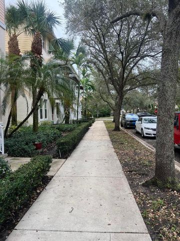 1582 Grande Cull Way, Jupiter, FL 33458