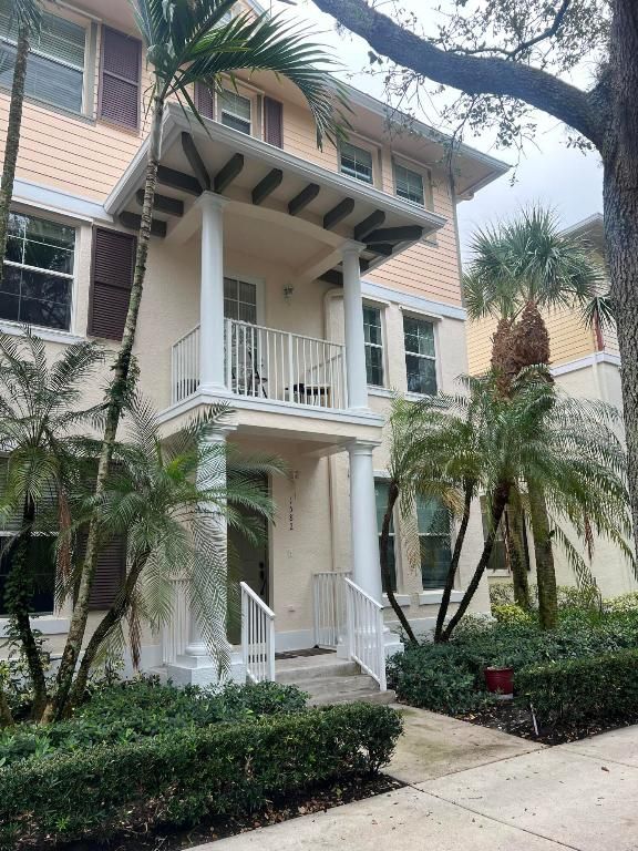 1582 Grande Cull Way, Jupiter, FL 33458