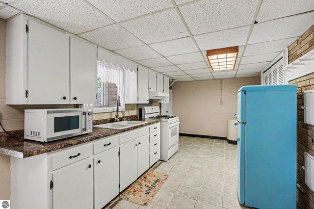 341 S Lincoln, Mt Pleasant, MI 48858