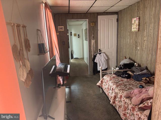 1034 WINDSOR ST, Reading, PA 19604