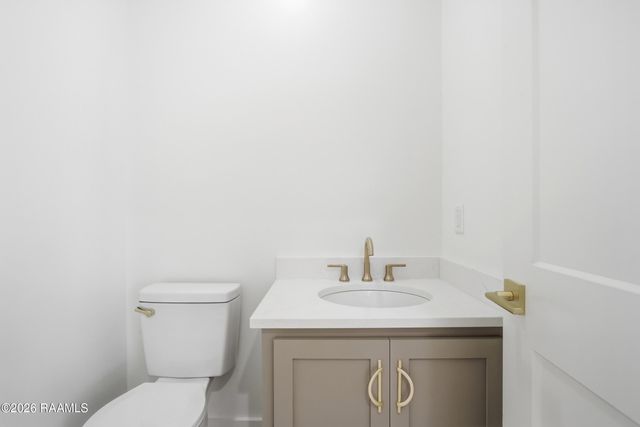 102 Burning Oaks Drive, Carencro, LA 70520