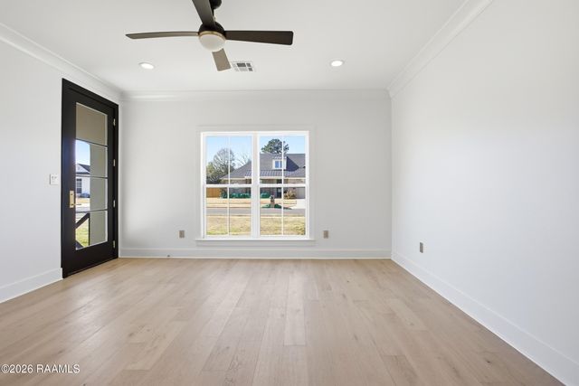 102 Burning Oaks Drive, Carencro, LA 70520