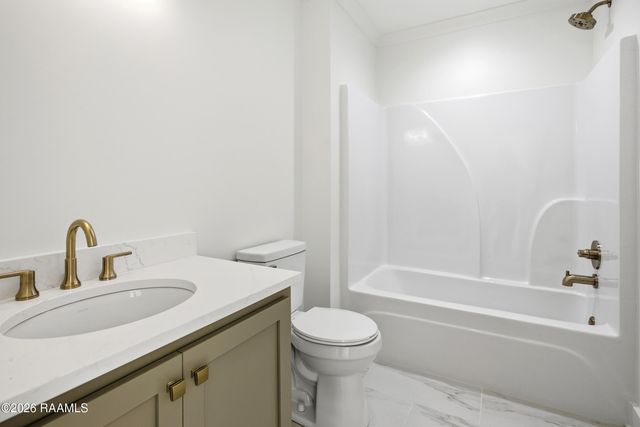 102 Burning Oaks Drive, Carencro, LA 70520