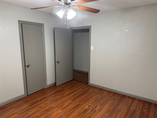 1115 Mcadams Avenue, Dallas, TX 75224