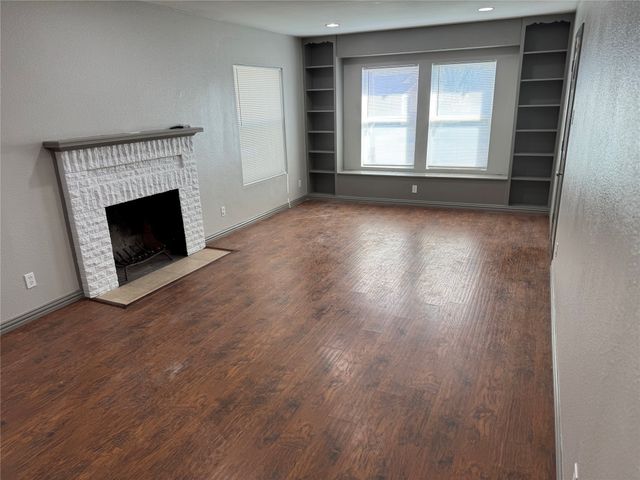 1115 Mcadams Avenue, Dallas, TX 75224