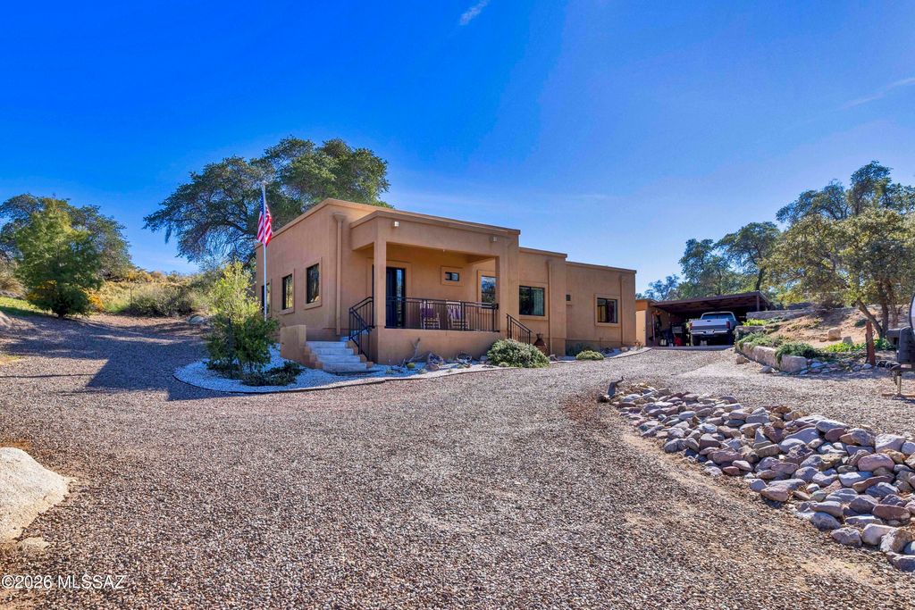 475 N Timberline Road, Oracle, AZ 85623