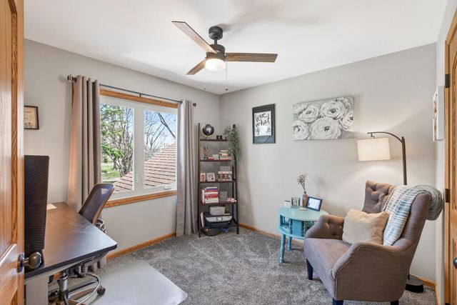 2541 Emerald Lane, Shakopee, MN 55379