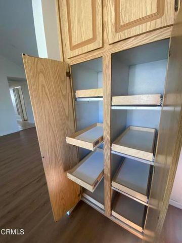 3 Venus Street, Thousand Oaks, CA 91360