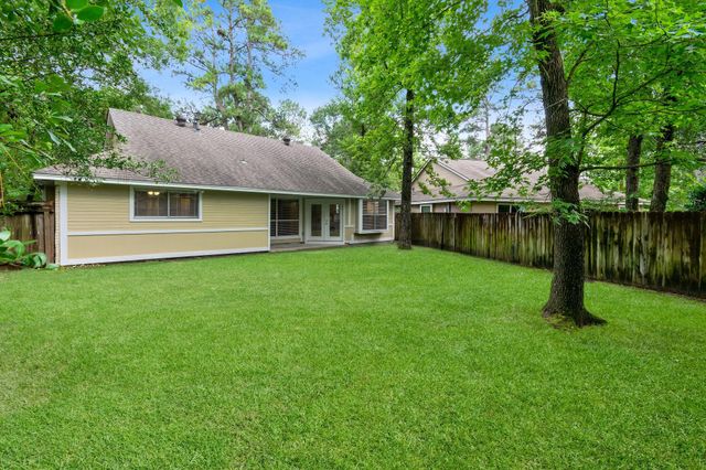 69 Fallshire Drive, The Woodlands, TX 77381