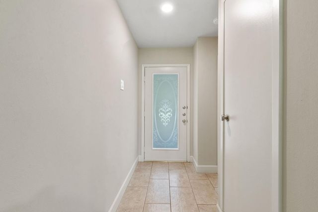 69 Fallshire Drive, The Woodlands, TX 77381