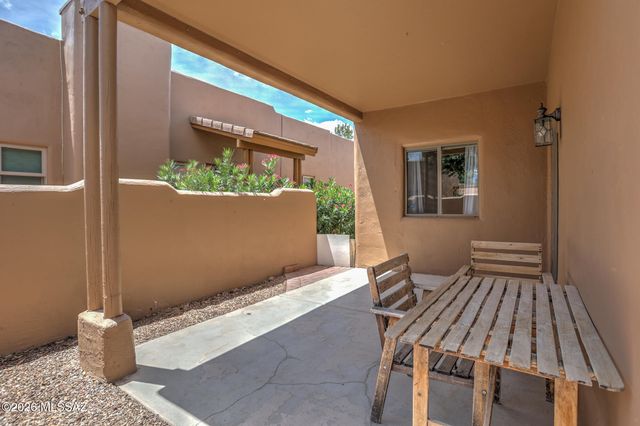 3797 S Calle Rambles, Green Valley, AZ 85614