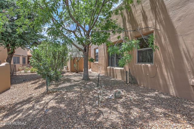 3797 S Calle Rambles, Green Valley, AZ 85614