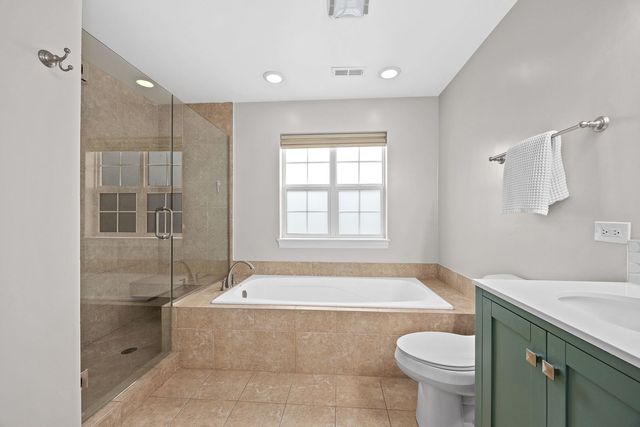 236 S Lincoln Street, Westmont, IL 60559