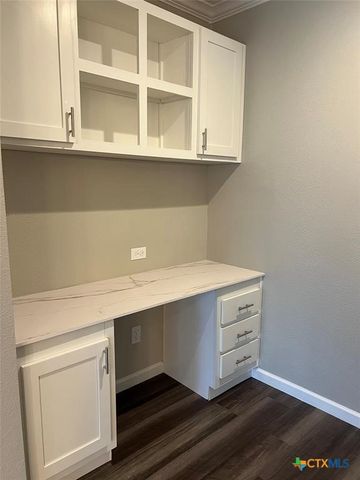 900 Chamberlin Road, Dale, TX 78616