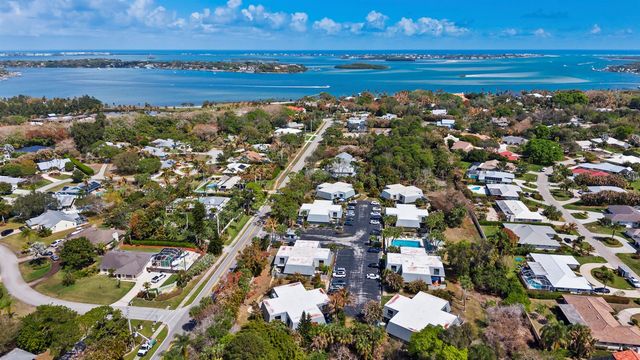 3852 Jefferson Street, Stuart, FL 34997