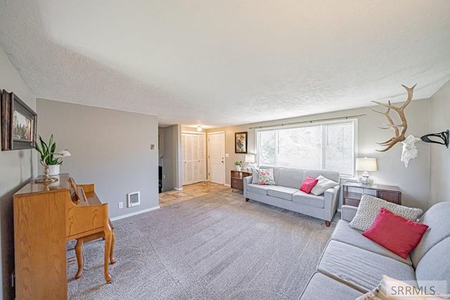 14 N 470 W, Blackfoot, ID 83221