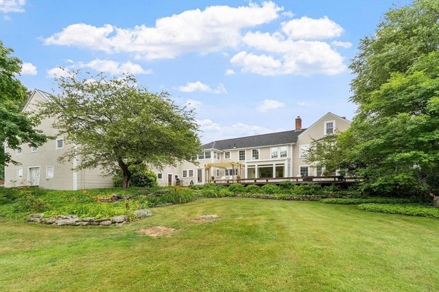 230 Still River Rd, Harvard, MA 01451