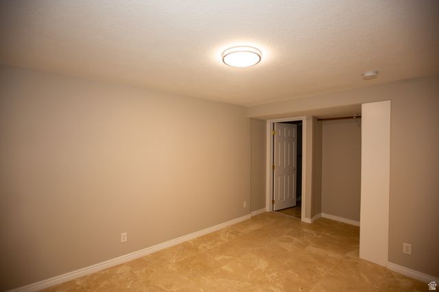 7038 S HORIZON CIR, Cottonwood Heights, UT 84121