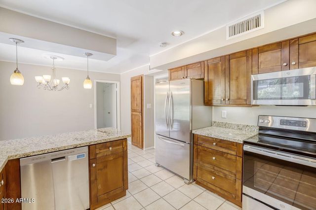 6125 N CENTRAL Avenue 11, Phoenix, AZ 85012