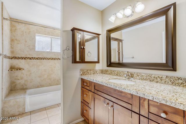 6125 N CENTRAL Avenue 11, Phoenix, AZ 85012